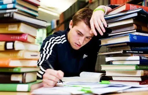 留学生千万不要掉以轻心！在英国涉嫌抄袭、代写怎么办？