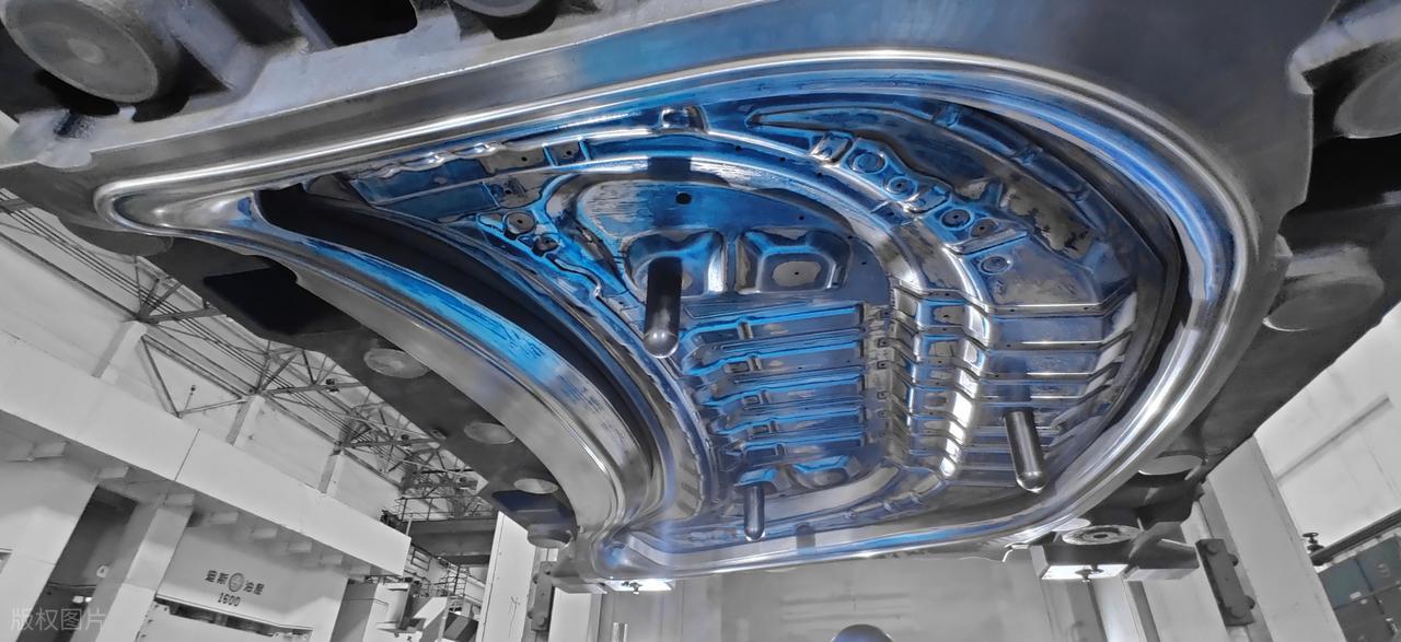 汽车底盘装甲有必要做吗？了解其作用和适用场景，根据需求选择