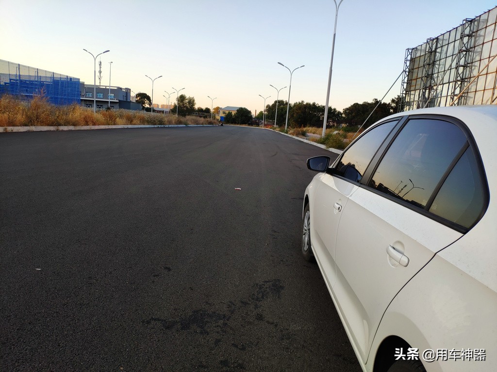 到底要不要喷底盘装甲？维修技师：除了防锈还有这些功能