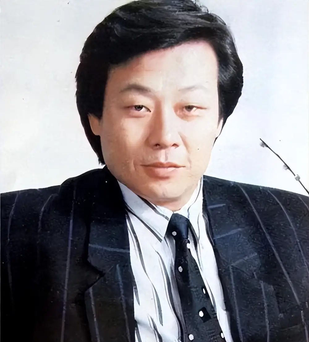 寇世勋，27年与妻妾同住，晚年孤苦悔恨终老