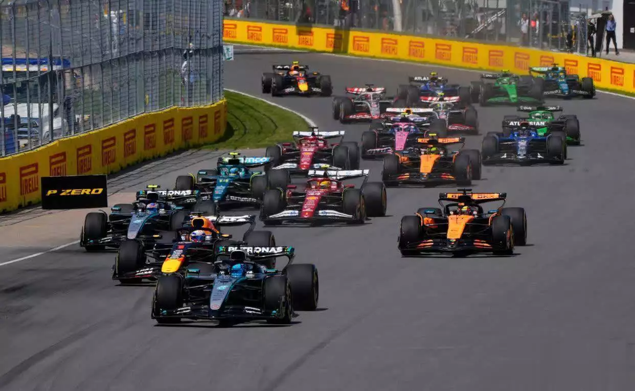 F1加拿大：迈凯伦内斗致无缘领奖台，诺里斯进攻队友撞车退赛