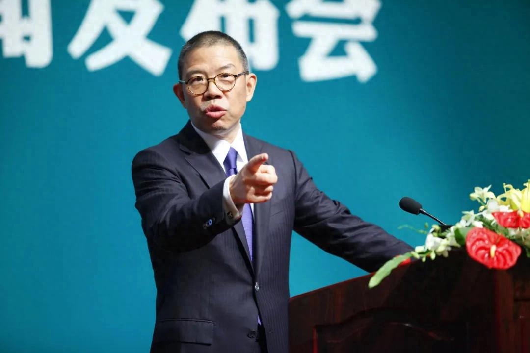 钟睒睒复仇，开了连环炮