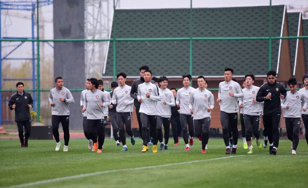 崔康熙并未后悔接手权健，表态多经历坎坷未必是坏事