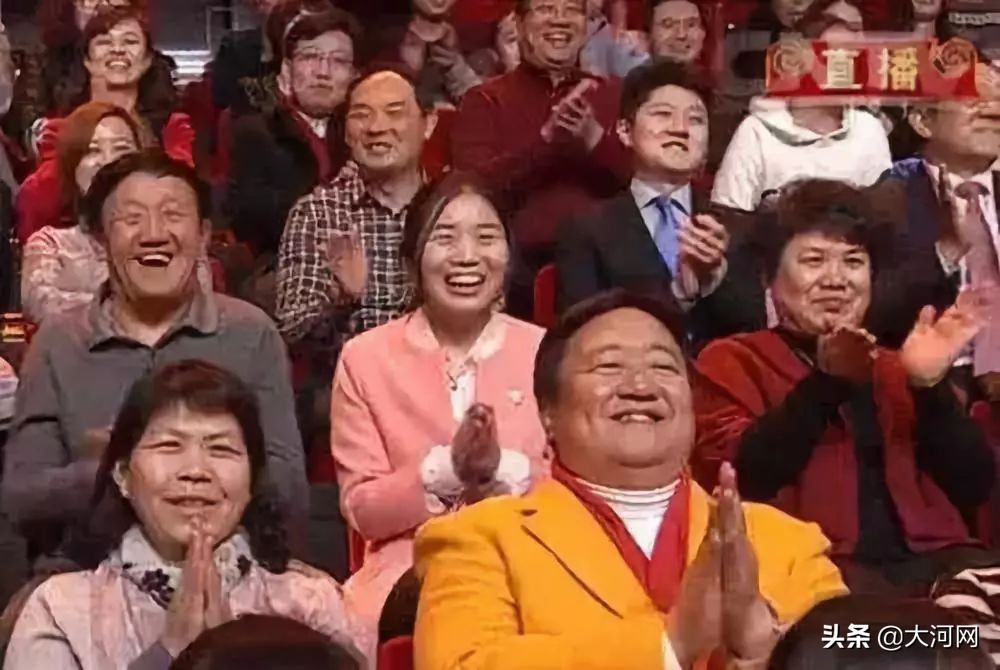霸屏春晚19年的“笑脸哥”，今年没见着？因身体问题或从此告别春晚