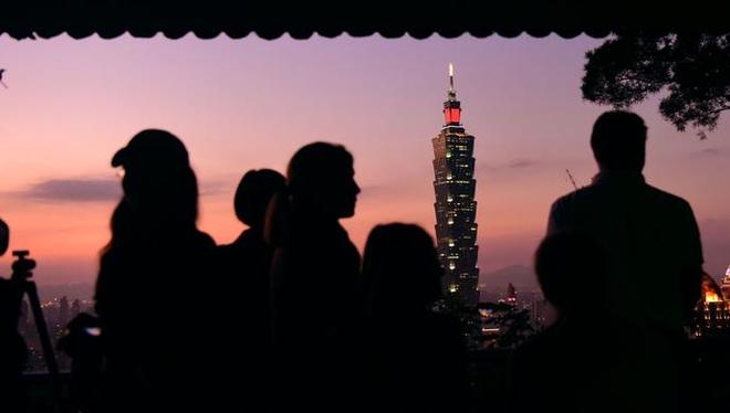 可用台湾银行卡绑定支付宝微信！台胞感慨：一部手机游遍大陆