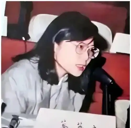 原来如此，蔡英文，69岁坚持台独的固执老妇，无子无配原因深藏！
