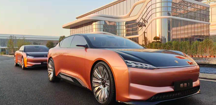 恒大汽车利好不断：获大股东13亿增持两日暴涨14%