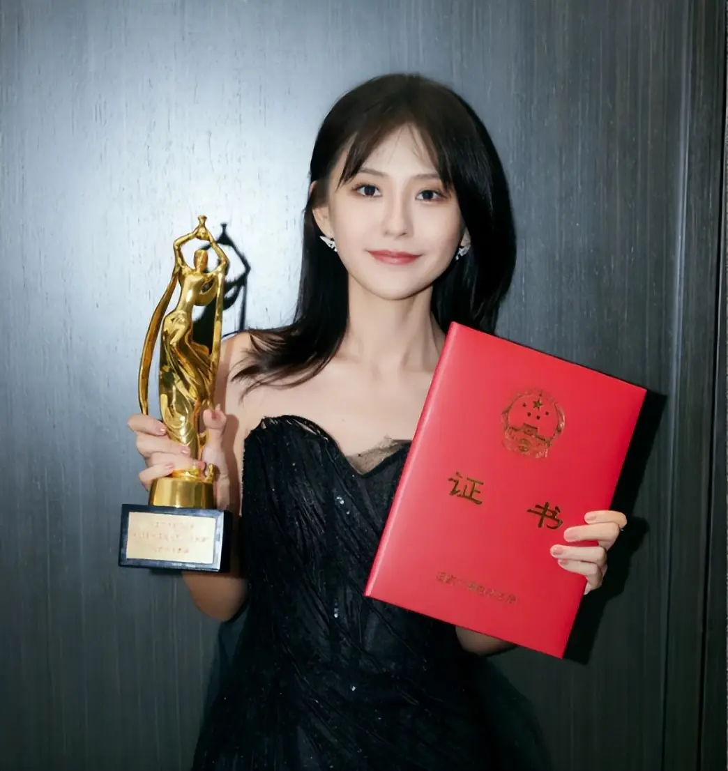 热依扎和王子文告诉我们，这世界上有“不透风的墙”