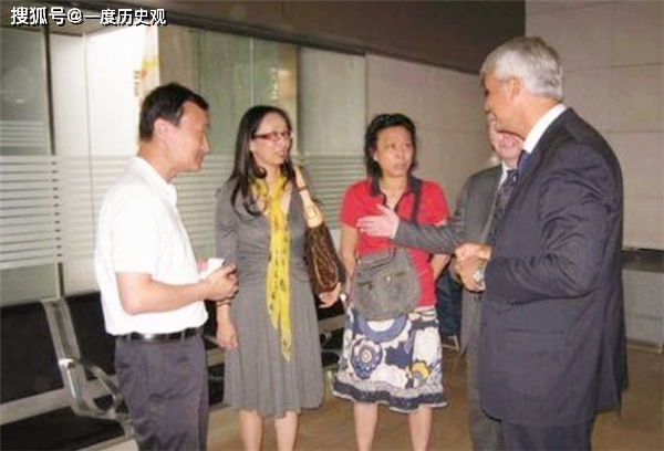 黑龙江女首富：移民后回国赚百亿，其丈夫却嫌太富裕和她离婚