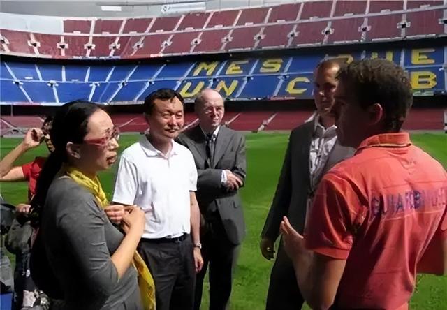 黑龙江女首富戴秀丽，95亿身价却被离婚，丈夫直言：厌倦太富裕