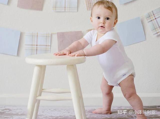 婴幼儿早教游戏有哪些？在家怎么给孩子做早教？超详细的0-3岁婴幼儿早教游戏，建议收藏备用（0~1岁）