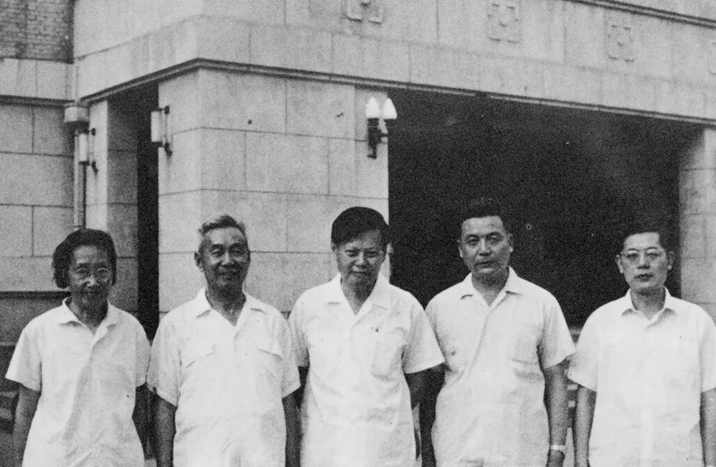 杨振宁先生生平