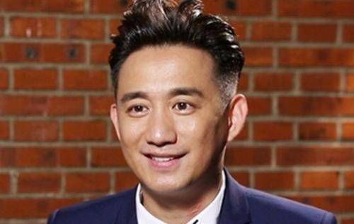 26岁就任教北电的黄磊，爱情事业双丰收，却被知名编剧发文嘲讽