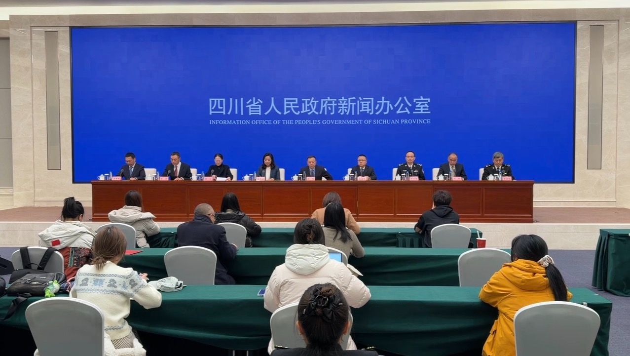 向“外卖盲盒”说不!四川拧紧食品寄递、车厢型餐车、网络订餐全链条“安全阀”