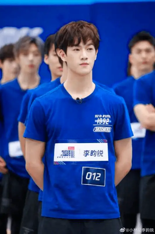 出柜就为了博眼球？