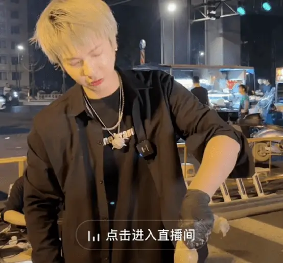 出柜就为了博眼球？