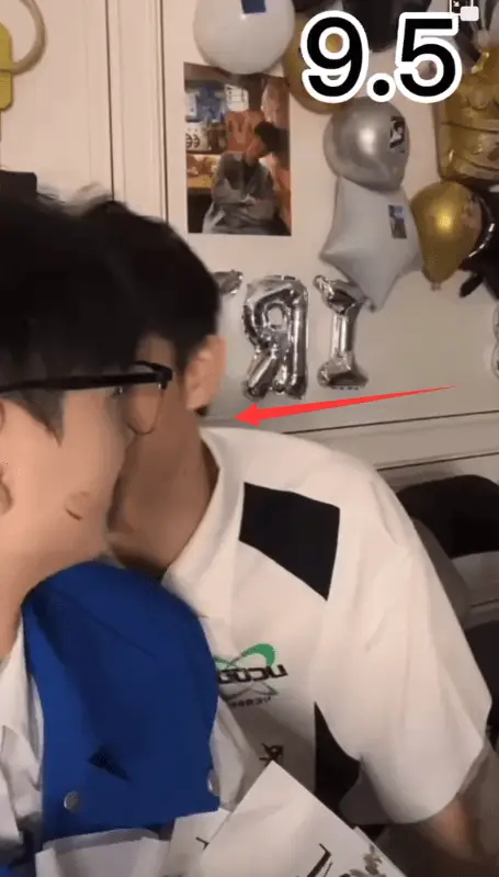 《创4》刘聪官宣出柜，男友是百万网红陈律，甜蜜亲吻画面曝光