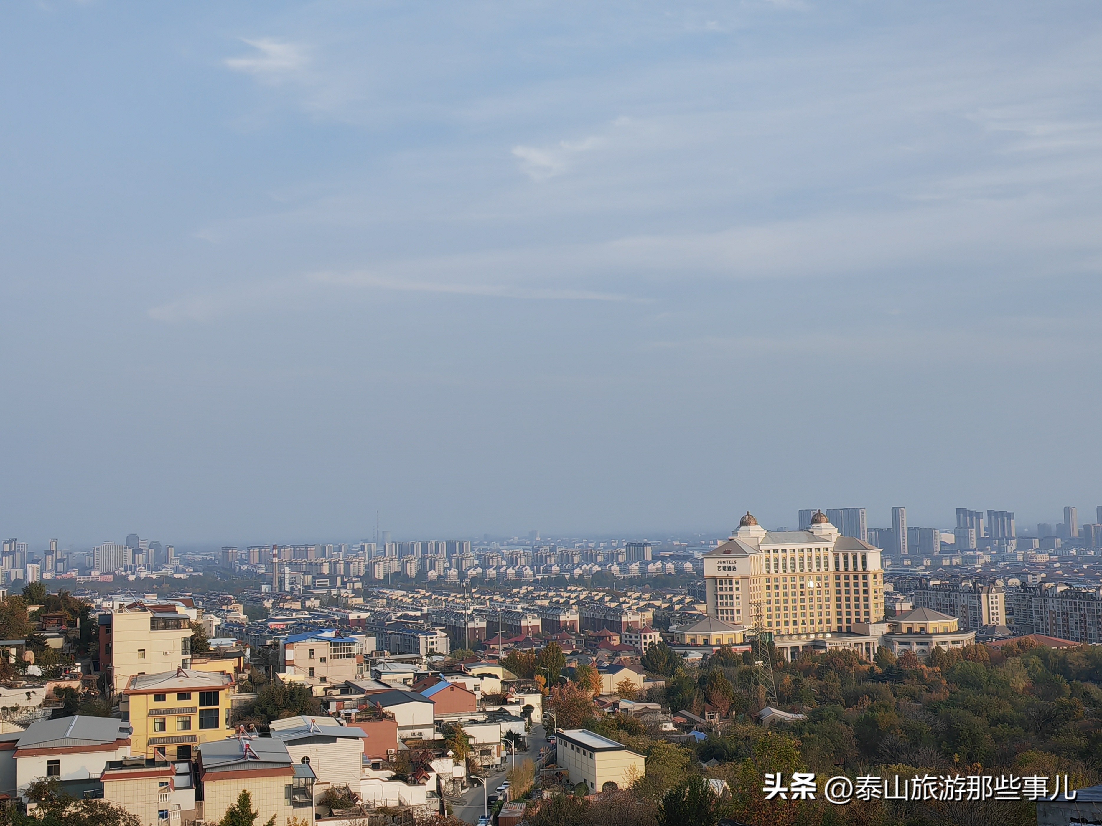 泰安：城东环山路北藏着一个农家乐，竹林蹊径，碧水环绕