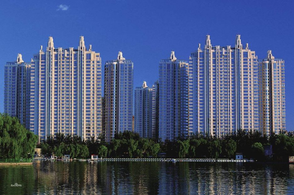 血亏！重庆棕榈泉豪宅二手跌破9000一平！土豪竞相夺路而逃？