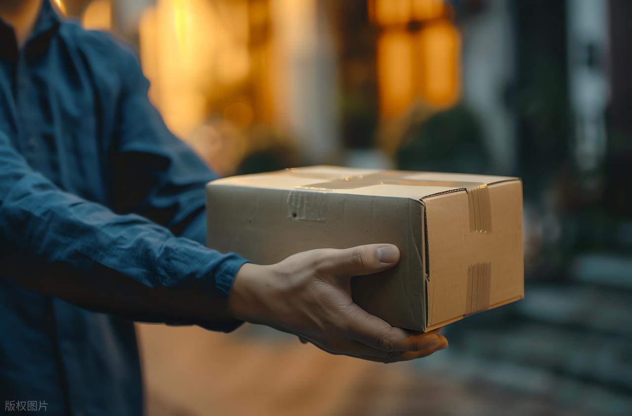 《互联网平台价格行为规则》落地！ 双向促公平竞争 关联概念股梳理