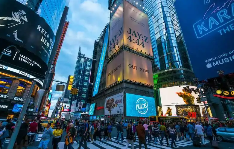 探索美国股市：结构、特点与上市条件详解