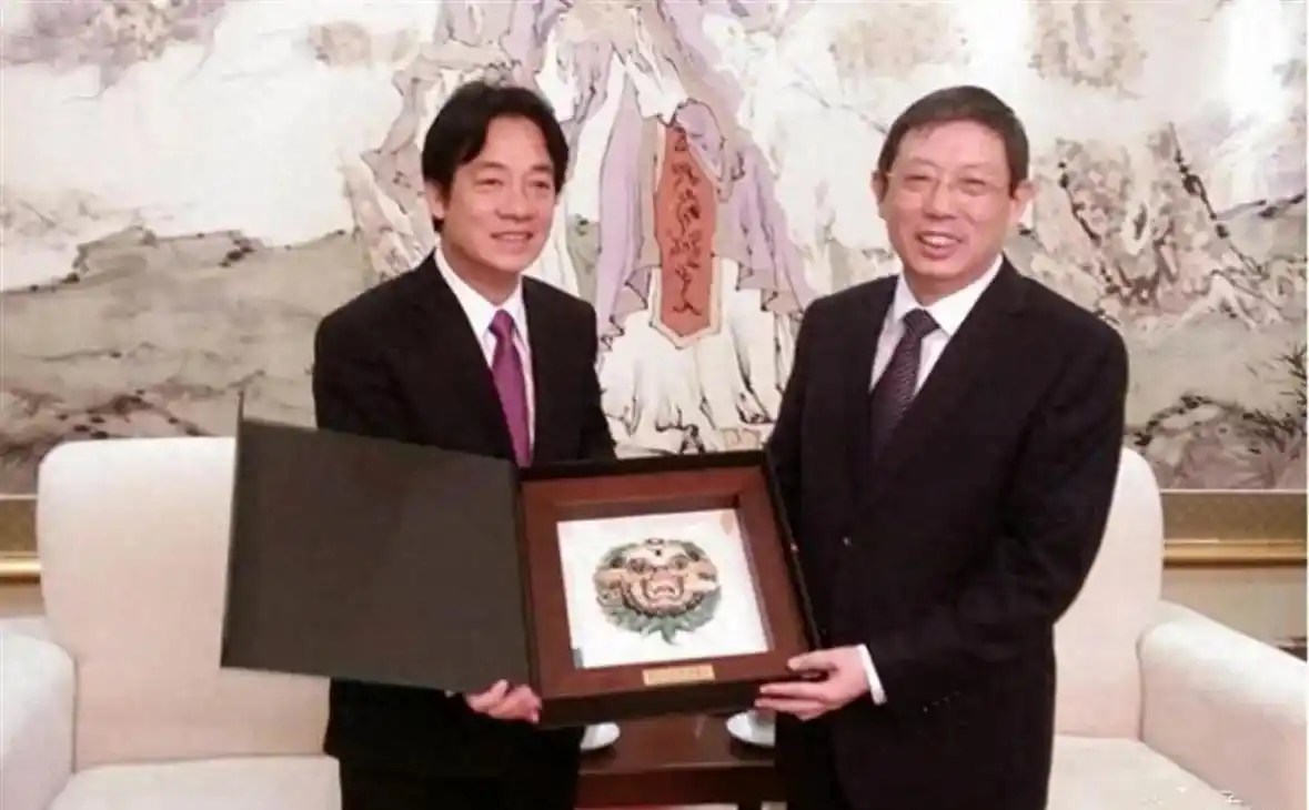 双标：赖清德能访问上海？却阻止蒋万安赴上海参加“双城论坛”！